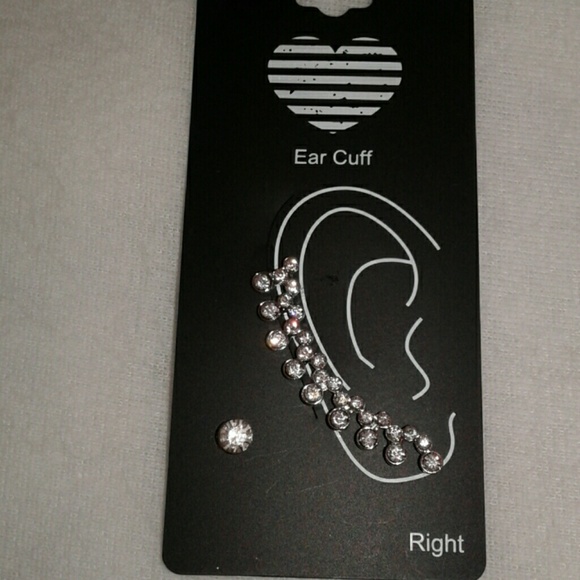 ❤EAR CUFF LEFT AND RIGHT🌹 - Picture 3 of 7